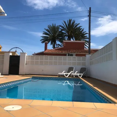 Met Verwarmd Prive Zwembad Denia