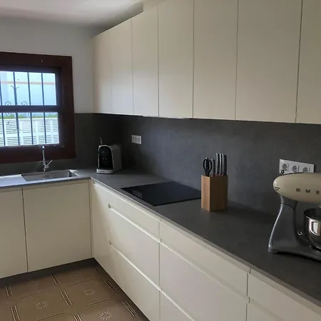 Met Verwarmd Prive Zwembad Holiday home *