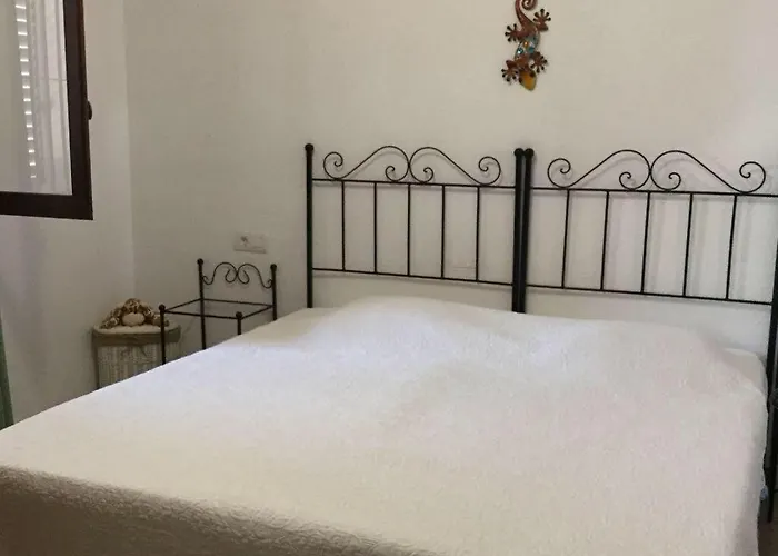 Дом отдыха Met Verwarmd Prive Zwembad